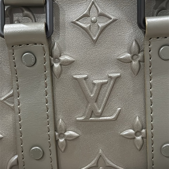 Louis Vuitton Keepall XS Shoulder Bag Monogram Seal Khaki - Picture 2 of 8